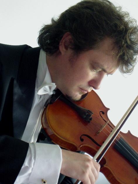 Denis Kolobov — Violinista y Director Sinfónico